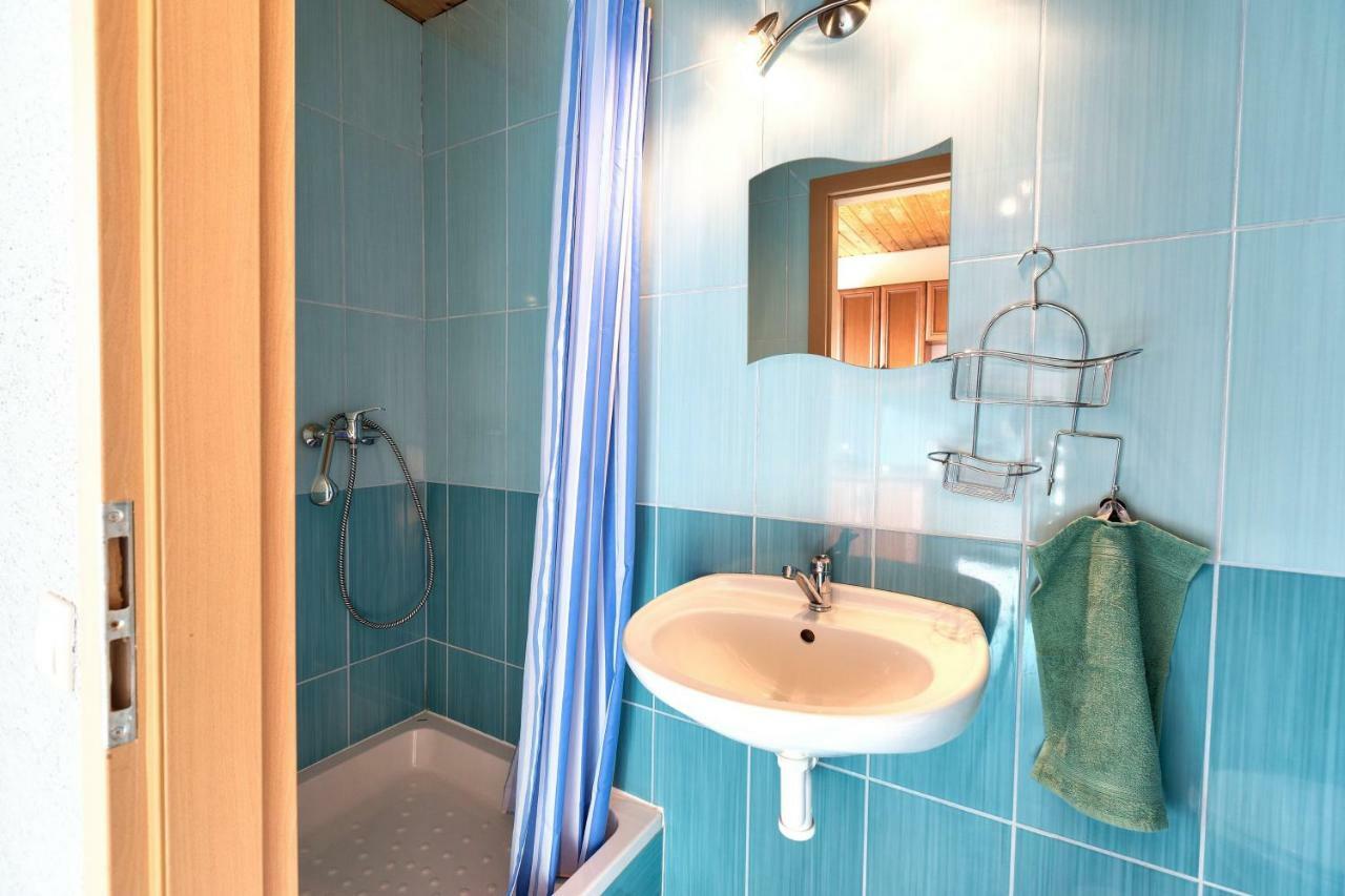Отель Apartmanovy Dom Red Подгайска Экстерьер фото