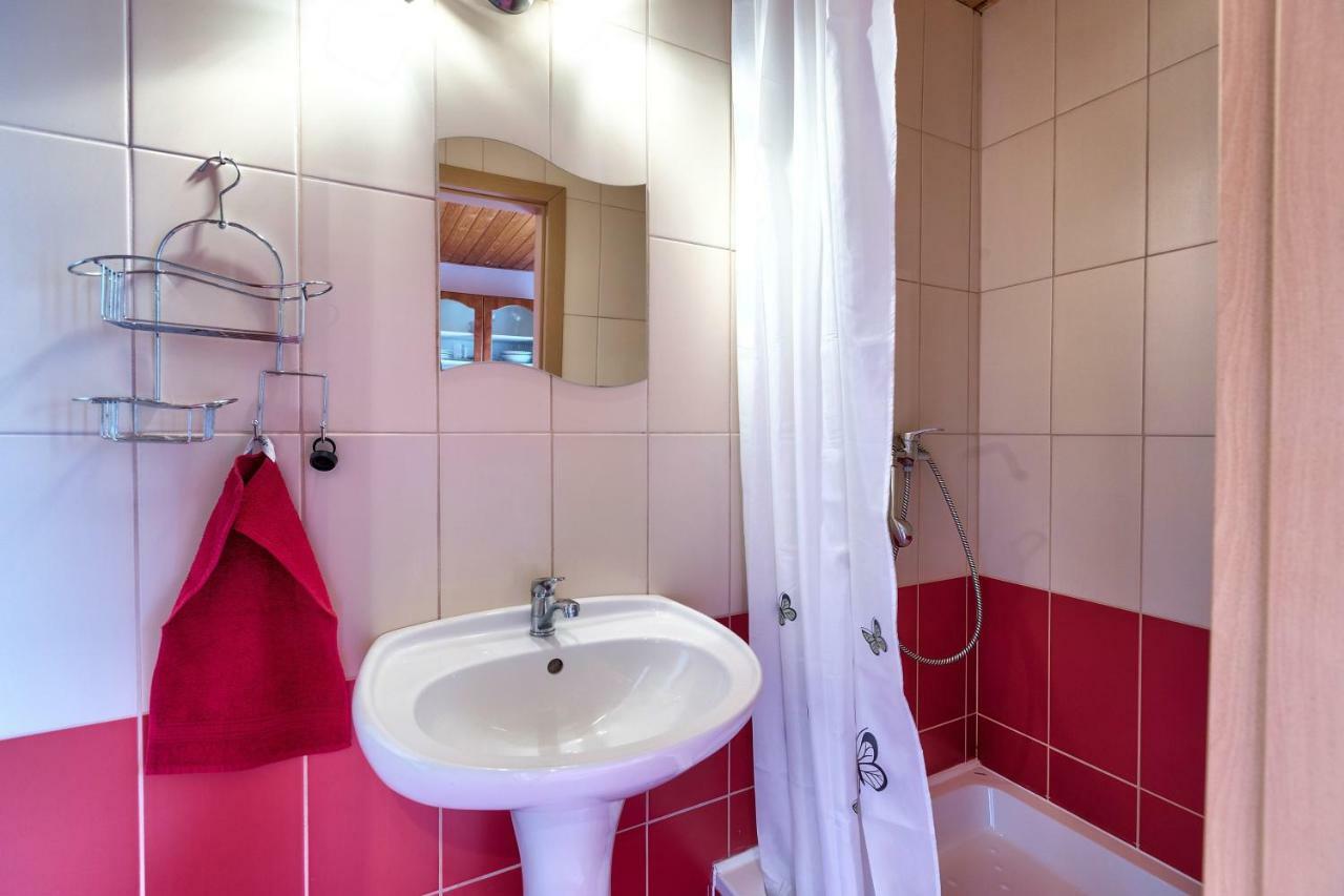 Отель Apartmanovy Dom Red Подгайска Экстерьер фото