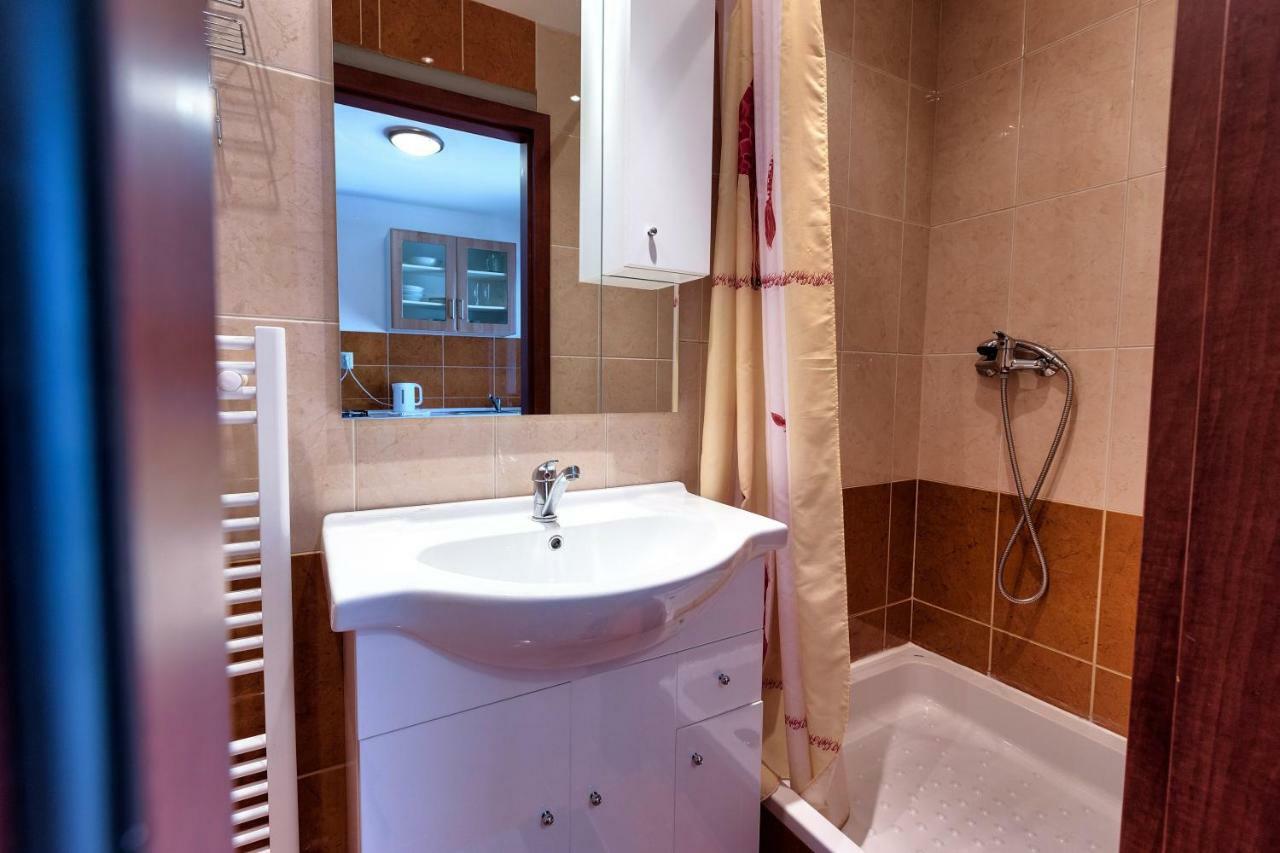 Отель Apartmanovy Dom Red Подгайска Экстерьер фото