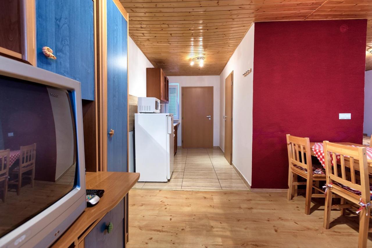 Отель Apartmanovy Dom Red Подгайска Экстерьер фото